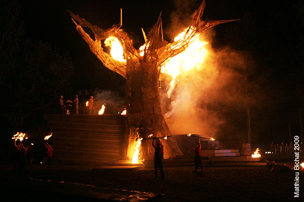 AO_La_Fantastique_Legende_premiere_02070951