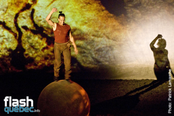 PremiÃ¨re du magnifique spectacle de Cavalia au Quartier dix-trente sous les chapiteaux - Aucune utilisation permise de cette image n\'est permise sans l\'autorisation Ã©crite du photographe - patrick@flashquebec.ca