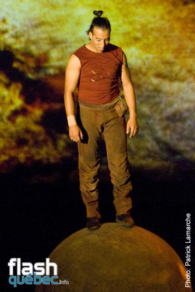 PremiÃ¨re du magnifique spectacle de Cavalia au Quartier dix-trente sous les chapiteaux - Aucune utilisation permise de cette image n\'est permise sans l\'autorisation Ã©crite du photographe - patrick@flashquebec.ca