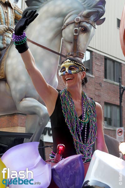 mardi_gras_defile_festival_jazz_060710-65