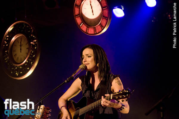 Première Montréalaise d\'Andrée Wattters - Tournée Accoustique - Lion d\'or - 29 septembre 2009 - Aucune utilisation permise sans autorisation écrite de l\'auteur -patrick@flashquebec.ca