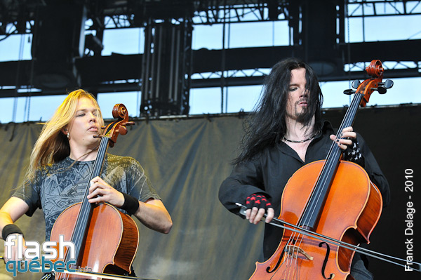 Apocalyptica - ScÃ¨ne Bell - Plaines d'Abraham - Festival d'Ã©tÃ© de QuÃ©bec - Utilisation quelle qu'elle soit  strictement interdite sans l'autorisation du photographe - franckdelage@hotmail.com