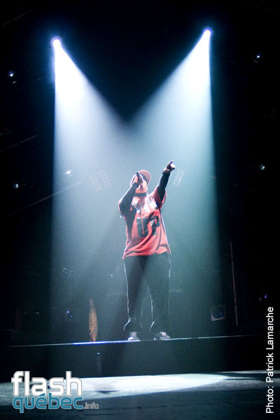Diam's - Francofolies de MontrÃ©al - Metropolis - le 13 juin 2010 - aucune utilisation permise sans l'autorisation Ã©crite de l'auteur - patrick@flashquebec.ca.