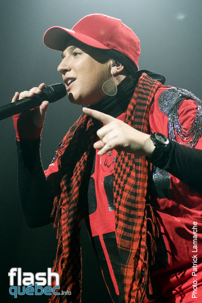 Diam's - Francofolies de MontrÃ©al - Metropolis - le 13 juin 2010 - aucune utilisation permise sans l'autorisation Ã©crite de l'auteur - patrick@flashquebec.ca.