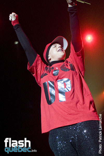 Diam's - Francofolies de MontrÃ©al - Metropolis - le 13 juin 2010 - aucune utilisation permise sans l'autorisation Ã©crite de l'auteur - patrick@flashquebec.ca.