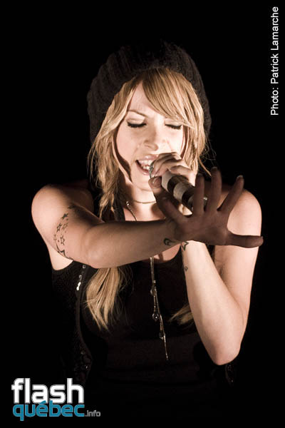 Marie Mai - International de montgolfiÃ¨res de Saint-Jean-sur-Richelieu - Aucune utilisation permise sans autorisation Ã©crite de l\'auteur - patrick@flashquebec.ca