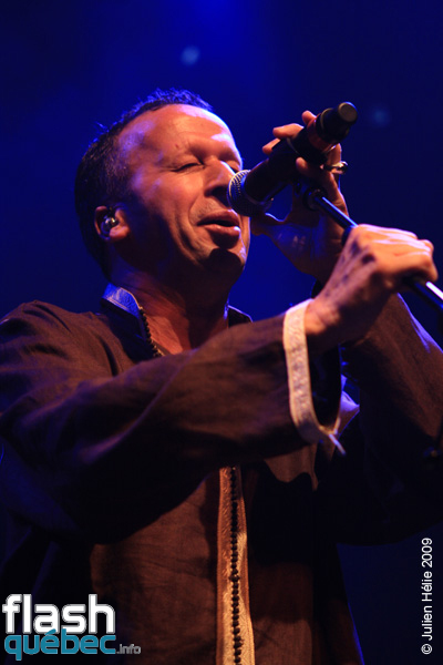 Spectacle de la formation  Orchestre National de BarbÃ¨s (France / AlgÃ©rie / Maroc)  dans le cadre du Festival International des Nuits d'Afrique de MontrÃ©al, le 16 Juillet au Metropolis. Utilisation quelle qu'elle soit strictement interdite sans l'accord de l'auteur spiritpictures@hotmail.fr.