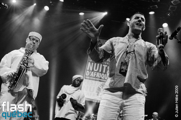 Spectacle de la formation  Orchestre National de BarbÃ¨s (France / AlgÃ©rie / Maroc)  dans le cadre du Festival International des Nuits d'Afrique de MontrÃ©al, le 16 Juillet au Metropolis. Utilisation quelle qu'elle soit strictement interdite sans l'accord de l'auteur spiritpictures@hotmail.fr.