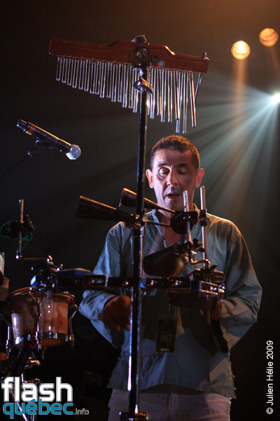 Spectacle de la formation  Orchestre National de BarbÃ¨s (France / AlgÃ©rie / Maroc)  dans le cadre du Festival International des Nuits d'Afrique de MontrÃ©al, le 16 Juillet au Metropolis. Utilisation quelle qu'elle soit strictement interdite sans l'accord de l'auteur spiritpictures@hotmail.fr.