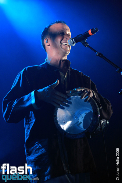 Spectacle de la formation  Orchestre National de BarbÃ¨s (France / AlgÃ©rie / Maroc)  dans le cadre du Festival International des Nuits d'Afrique de MontrÃ©al, le 16 Juillet au Metropolis. Utilisation quelle qu'elle soit strictement interdite sans l'accord de l'auteur spiritpictures@hotmail.fr.