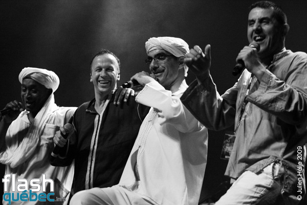 Spectacle de la formation  Orchestre National de BarbÃ¨s (France / AlgÃ©rie / Maroc)  dans le cadre du Festival International des Nuits d'Afrique de MontrÃ©al, le 16 Juillet au Metropolis. Utilisation quelle qu'elle soit strictement interdite sans l'accord de l'auteur spiritpictures@hotmail.fr.