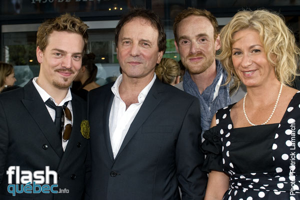 Maxime Leflaguais - Michel CÃ´tÃ© - Vincent Leclerc  -  PremiÃ¨re tapis rouge du film: pichÃ© entre ciel et terre - Utilisation quelle qu\'elle soit strictement interdite sans l\'accord de l\'auteur - patrick@flashquebec.ca