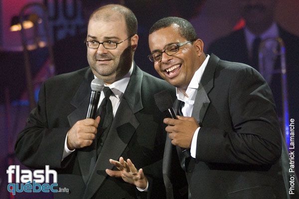 Laurent Paquin et Gregory Charles  - Gala de Gregory Charles dans le cadres du Festival Juste pour rire 2010 - aucune utilisation permise sans l'autorisation Ã©crite de l'auteur - patrick@flashquebec.ca