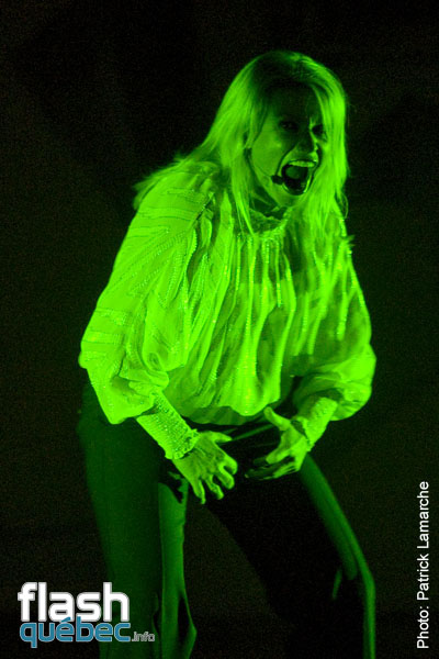 Cathy Gauthier - Gala Louis Morissette et Jean-FranÃ§ois Mercier - Juste pour rire 2010 - Utilisation quelle qu\'elle soit strictement interdite sans l\'accord de l\'auteur - patrick@flashquebec.ca