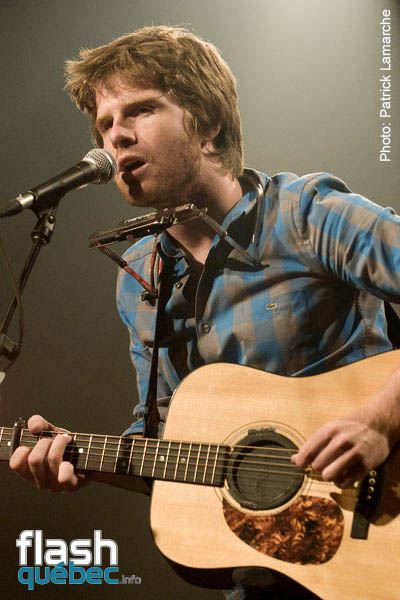 Lancement du disque - Le monde tourne fort - Vicent Vallières - l\'Astral - 31 aout 2009 - aucune utilisation permise sans autorisation écrite de l\'auteur - patrick@flashquebec.ca