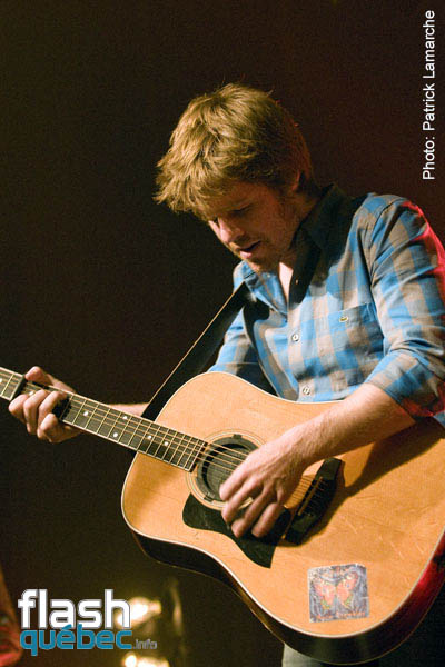 Lancement du disque - Le monde tourne fort - Vicent Vallières - l\'Astral - 31 aout 2009 - aucune utilisation permise sans autorisation écrite de l\'auteur - patrick@flashquebec.ca