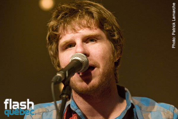 Lancement du disque - Le monde tourne fort - Vicent Vallières - l\'Astral - 31 aout 2009 - aucune utilisation permise sans autorisation écrite de l\'auteur - patrick@flashquebec.ca