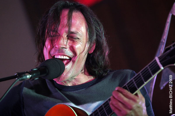 jean_leloup_lancement_mille_excuses_milady_300409-28