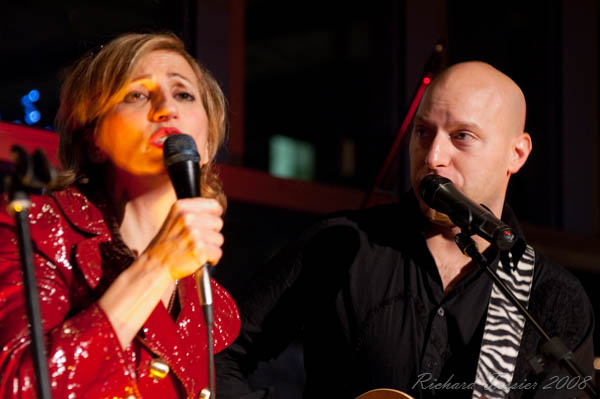 Lancement du 13eme album de Natalie Choquette -Terra Mia- au Suzo Resto Lounge de Montreal, le 27 novembre 2008.