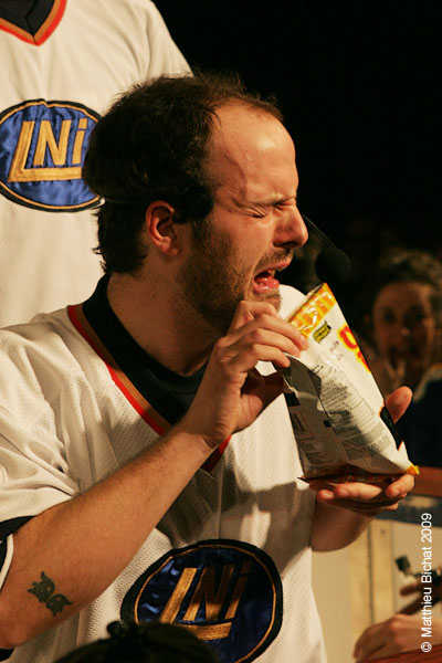 Martin Boily. Match regulier 2 de la saison 2009 de la LNI, opposant l equipe des Blancs a l equipe des Bleus, au Medley de Montreal, le 16 fevrier 2009.