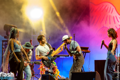 clay-and-friends-10-sur-14