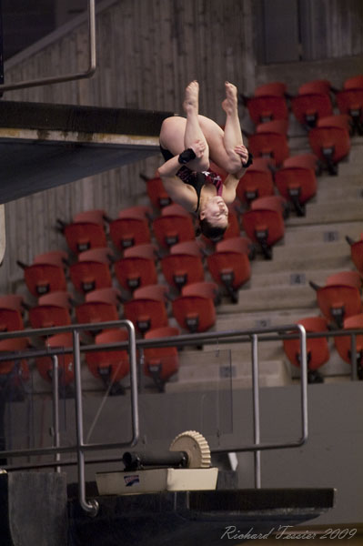 KONICA MINOLTA DIGITAL CAMERA;02 mai 2009; Canada; Centre sportif du stade olympique; Coupe Canada 2009; entrainement; Meaghan Benfeito - Canada; Montreal; Province de Quebec; Reuben Ross - Canada; Roseline Filion - Canada; Ãmilie Heymans - Canada